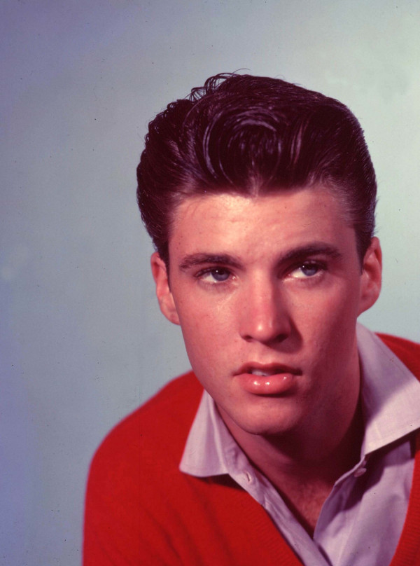 7 Artis Hollywood yang Tewas dalam Kecelakaan Pesawat