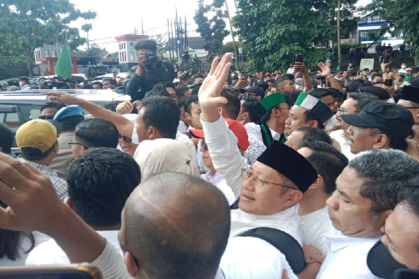 Anas Urbaningrum Bebas, Langsung Pidato Kirim Psywar