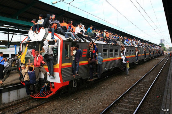 Sejarah KRL, Dibangun Hindia Belanda Tahun 1917 untuk Transportasi Masyarakat Batavia