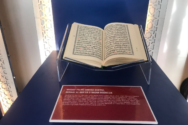 Gebyar Nuzulul Qur'an, Kemenag Pamerkan 9 Mushaf Al-Qur'an Fenomenal untuk Mengedukasi Masyarakat