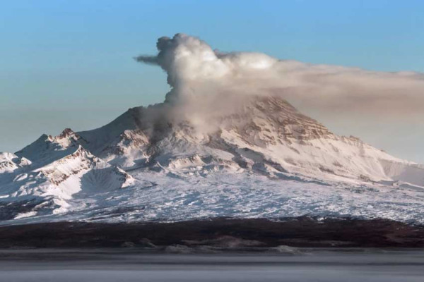 Satelit Rekam Gunung Berapi Shiveluch di Rusia Meletus Hebat