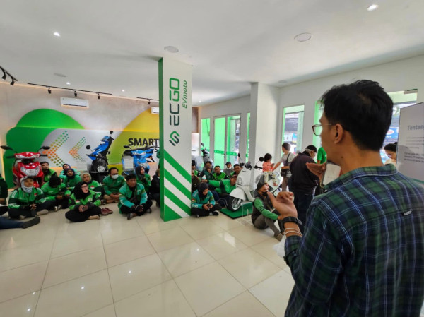 Ini Solusi ECGO Buat Ojol yang Kesulitan Dapat Subsidi Motor Listrik Rp7 Juta