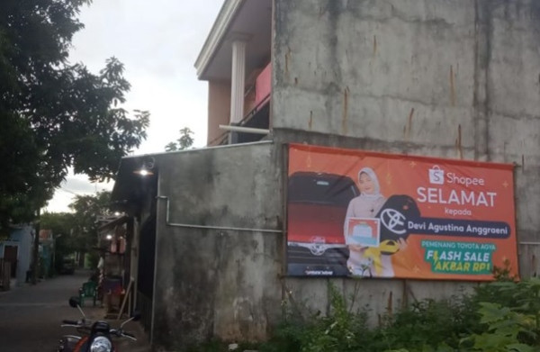 Beruntung Dapat Mobil Seharga Rp1 di Flash Sale Shopee, Perempuan Tangerang Ini Viral