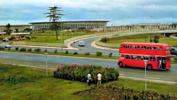 Perkembangan Sejarah Bus di Indonesia Mulai 1912 hingga Sekarang