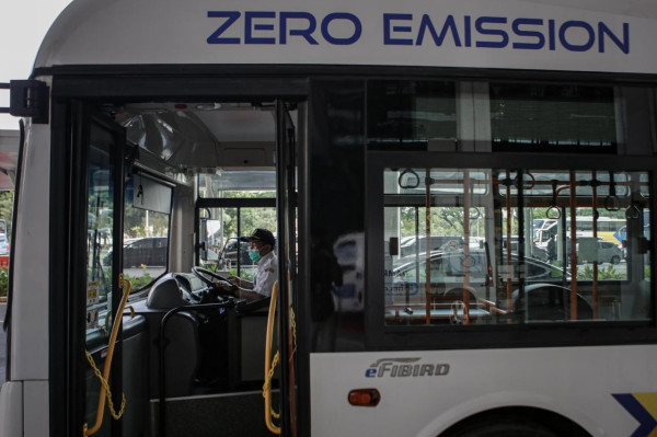 Perkembangan Sejarah Bus di Indonesia Mulai 1912 hingga Sekarang