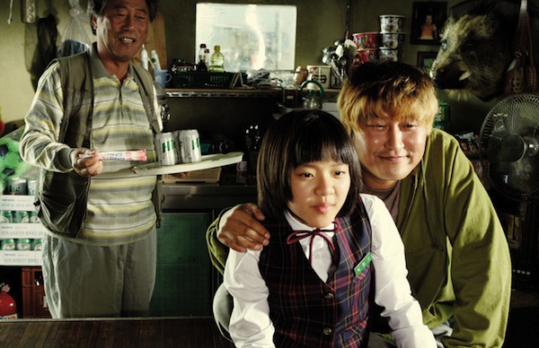 7 Film Korea yang Cocok Ditonton Bareng Keluarga dan Tempat Menontonnya, dari Komedi hingga Laga