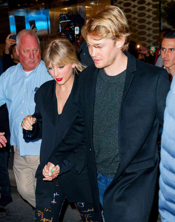 5 Artis yang Pernah Pacaran dengan Taylor Swift, dari Joe Alwyn hingga Harry Styles