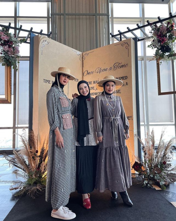 5 Gaya Paula Verhoeven yang Bisa Jadi Inspirasi Outfit Lebaran