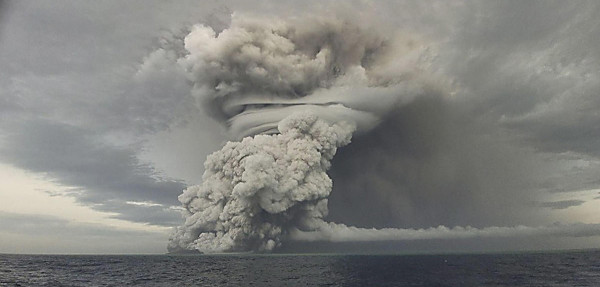 Saingi Krakatau, Letusan Gunung Api Bawah Laut Hunga Tonga Lebih Berbahaya dari Bom Nuklir