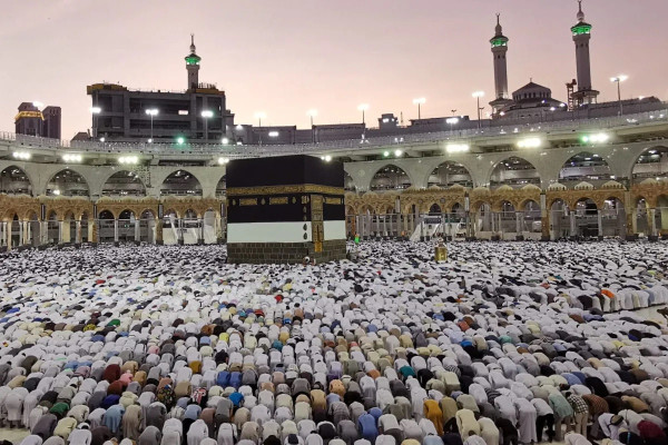 10 Tradisi Unik saat Idulfitri di Berbagai Negara