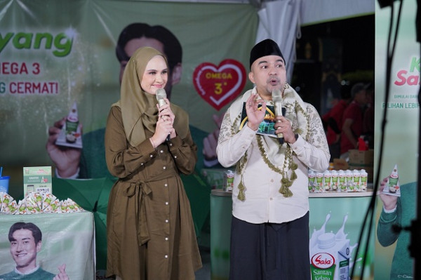 Antusiasme Warga Bandung Meriahkan Tabligh Akbar dan Konser Ngabuburit bersama Sasa Santan Omega 3