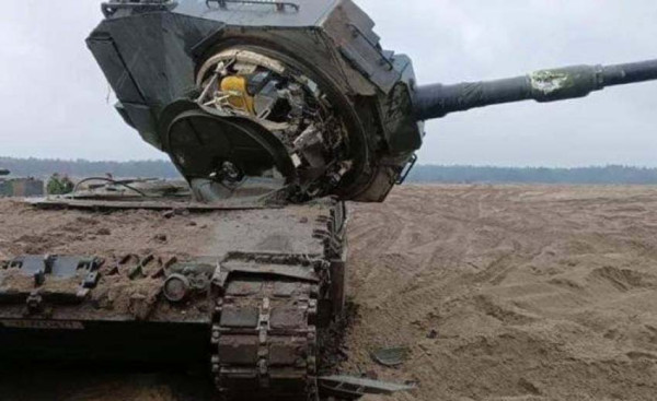 Ini Tank Leopard Pertama yang Rusak dalam Perang Rusia Ukraina, Penyebabnya Masih Misterius