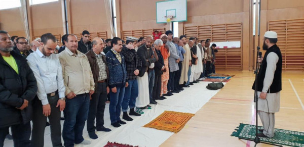7 Tradisi Unik Lebaran Idulfitri di Berbagai Negara, Ada yang Beri Makan Fakir Miskin Secara Diam-diam