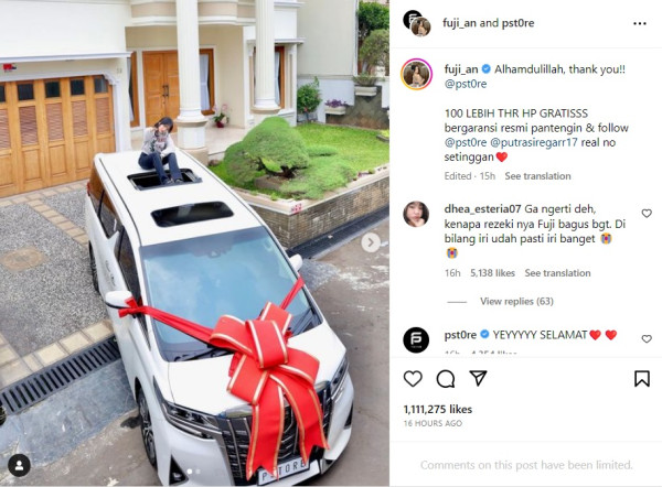 Jelang Lebaran, Fuji Dapat THR Alphard dari Putra Siregar