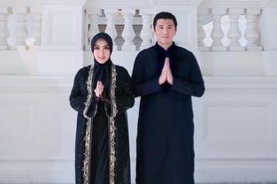4 Artis Indonesia yang Rayakan Lebaran di Luar Negeri, Nomor 3 Jalani Salat Id di AS