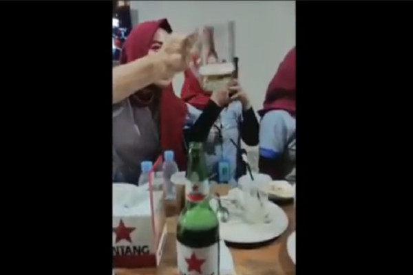 Jepara Gempar! Buruh Pabrik Berhijab Gelar Pesta Miras Bersama TKA saat Buka Puasa