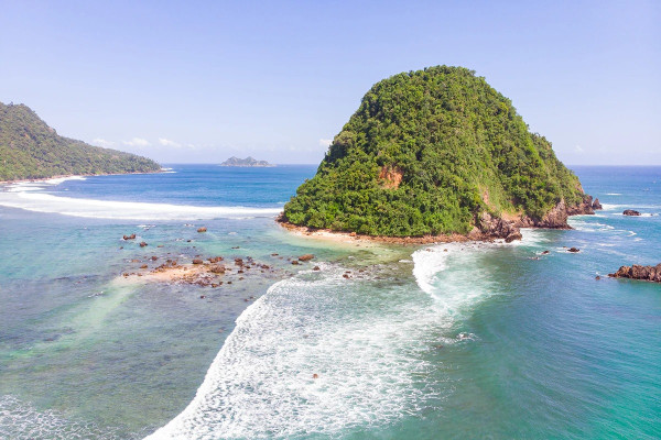 5 Pantai Eksotis di Selatan Pulau Jawa, Bikin Mudik Lebaran Makin Asyik