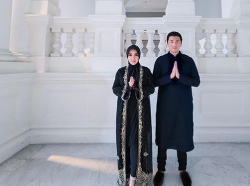 6 Artis yang Lebaran Tidak Bersama Keluarga, Nomor 3 Anak Rantau
