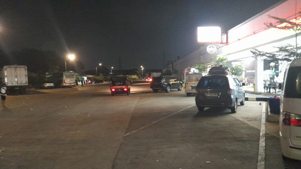 Puncak Arus Balik Lebaran 2023, Tol Cikampek Malam Ini Masih Lancar