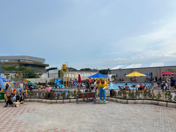 Soft Opening, Lebih dari 3.500 Pengunjung Padati Krakatau Park di Hari Lebaran