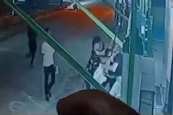 Viral! 2 Pemuda Dihajar Geng Motor di Medan Hanya Gara-gara Suara Klakson