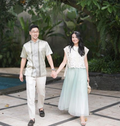 10 Artis yang Pakai Outfit Lebaran 2023 Warna Hijau Sage