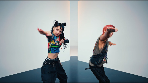 Arti Lirik Lagu Shoong dari Taeyang BIGBANG dan Lisa BLACKPINK