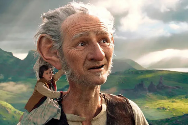 10 Film Ini Nekat Ambil Risiko, tapi Hasilnya Rungkad Abis!