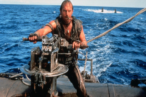 10 Film Ini Nekat Ambil Risiko, tapi Hasilnya Rungkad Abis!