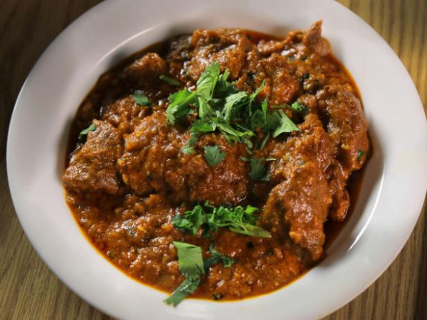 5 Street Food India Paling Populer, Nomor 4 Banyak Digemari Wisatawan