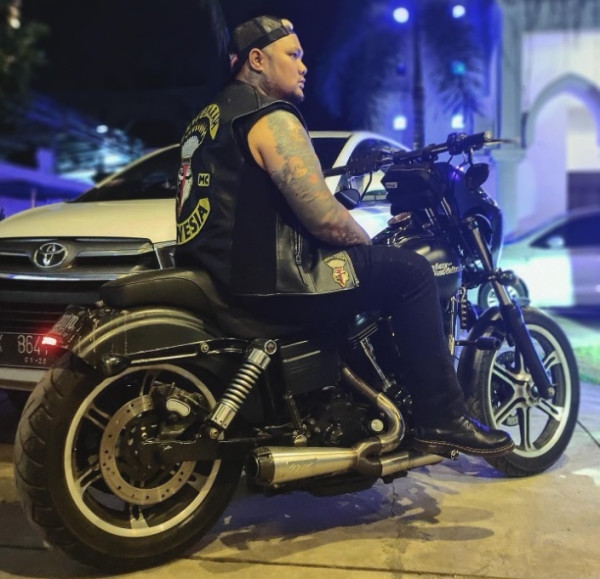 Sisi Lain Musisi Virgoun yang Dituduh Selingkuh, Ternyata Jago Bikin Motor Custom