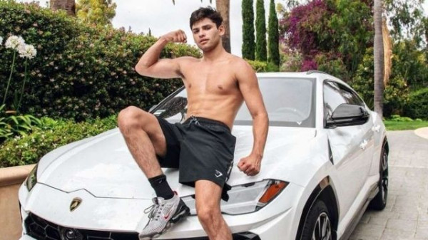 Kekayaan dan Koleksi Mobil Mewah Ryan Garcia, Petinju Muda yang Hartanya Fantastis