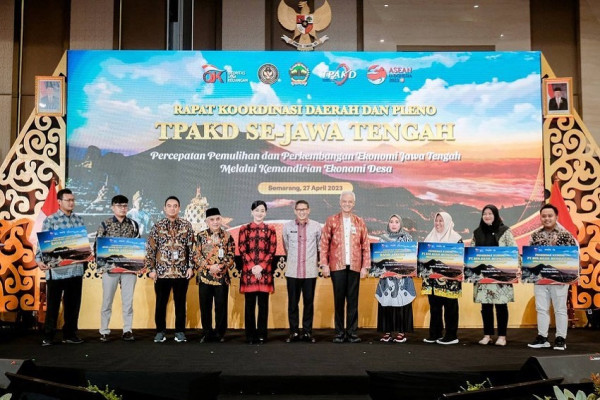 Bertemu Ganjar Pranowo di Semarang, Sandiaga: Kami Optimistis