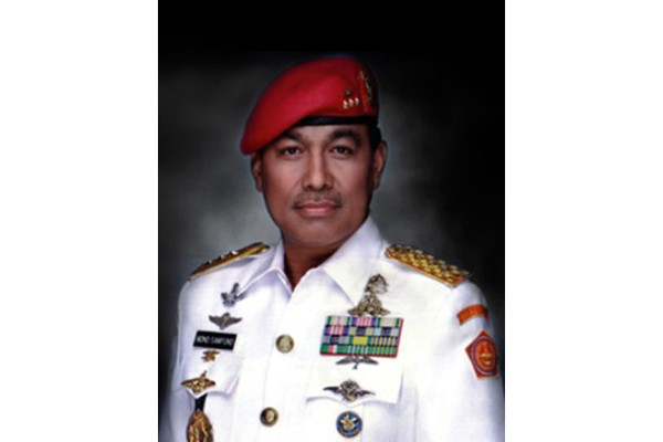 Jenderal Marinir Alumni AAL 1970-an, Nomor 2 Lulusan 3 Pendidikan Pasukan Elite Dunia