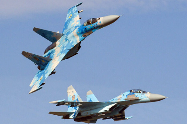 Perbandingan Jet Tempur Su-27 Vs MiG-29 dan F-16, Mana yang Paling Hebat?