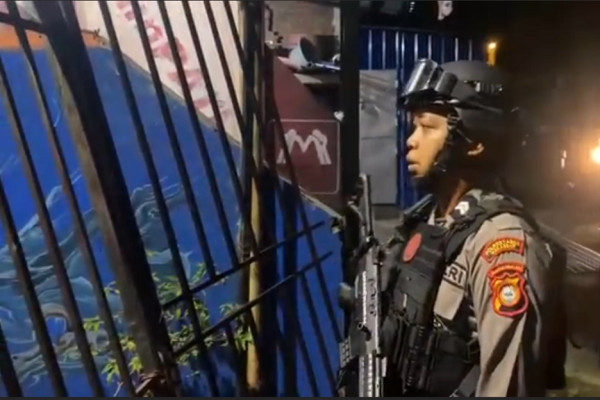 Mencekam! Tawuran Pecah di Jalan Tinumbu Makassar, 3 Ditangkap Polisi