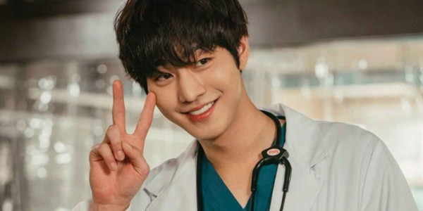 Deretan Dokter Ganteng dalam Drama Korea Dr Romantic 3