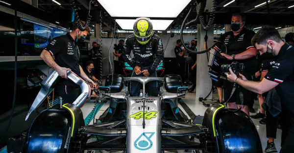 Ingin Kalahkan Tesla, Mercedes Bawa Tim F1 Bantu Bikin Mobil Listrik
