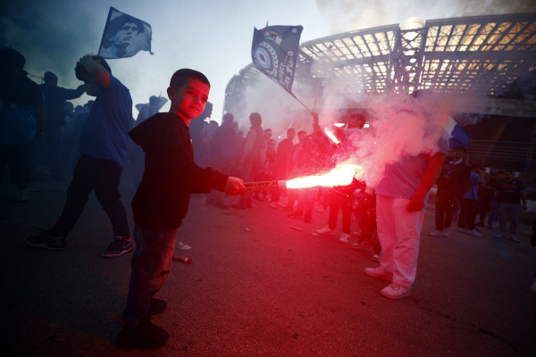 Sambut Scudetto, Stadion di Udine dan Naples Disesaki Fans Napoli