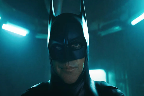 Film The Flash Ubah Batman Michael Keaton Menjadi Iron Man DC