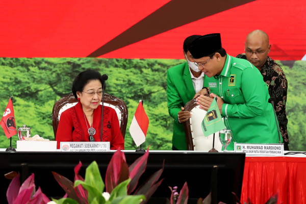 PPP Merapat ke PDIP, KIB Tinggal Nama