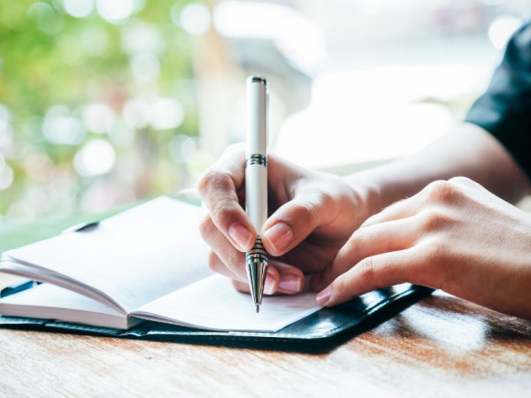 4 Tips Biar Kamu Enggak Overthinking Terus