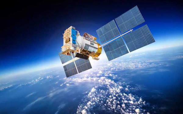 Satelit Peringatan Dini Serangan Rudal Balistik Rusia Terbakar di Atmosfer