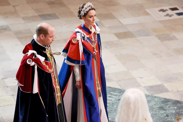 Gaya Kate Middleton di Acara Penobatan Raja Charles III Sukses Curi Perhatian