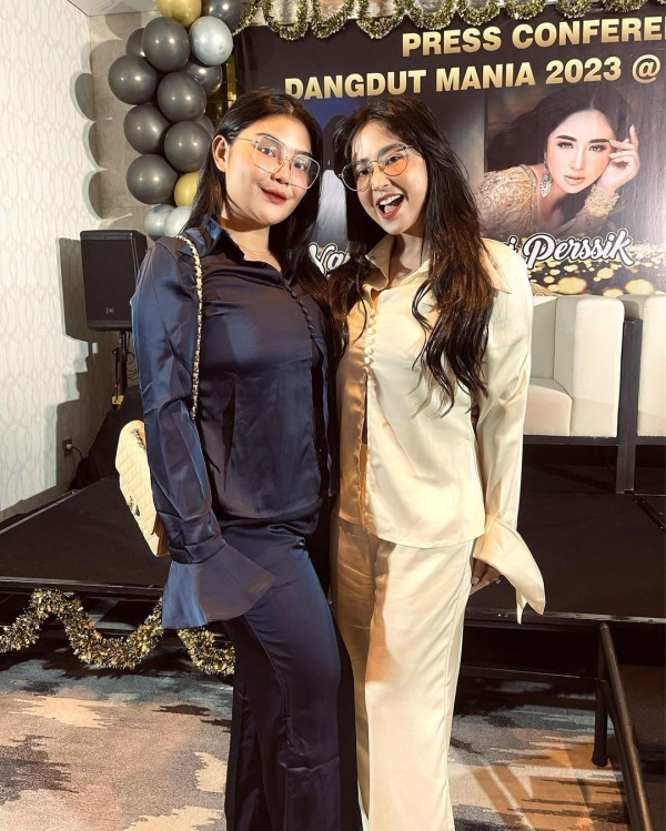 Intip Potret Perbandingan Dewi Perssik sebelum dan Sesudah Transfer Lemak