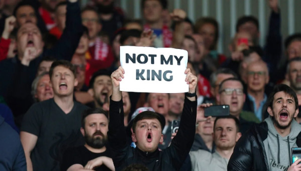 Hasil Liga Inggris: Liverpool Kalahkan Brentford, Fans Ejek Penobatan Raja Charles III