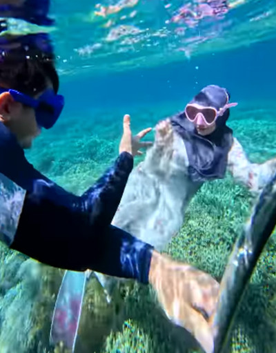 Snorkeling di Labuan Bajo, Ria Ricis dan Teuku Ryan Sempat-Sempatnya Lakukan Game Bawah Laut Unik Ini