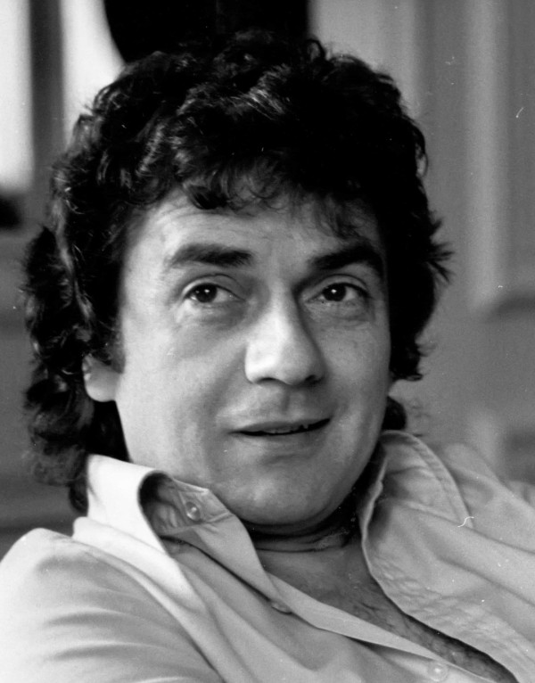 7 Artis Hollywood Tewas di Hari yang Sama, Ada Michael Jackson dan Freddie Mercury