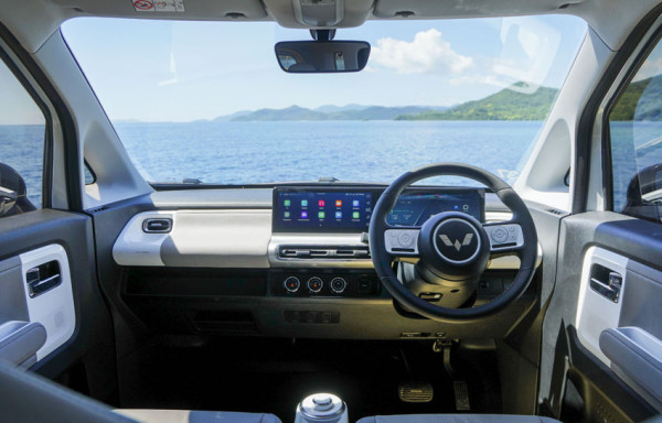 Mobil Listrik Wuling Air ev Jadi Kendaraan Resmi KTT ASEAN 2023 di Labuan Bajo
