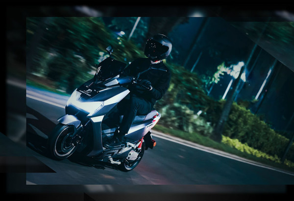 United E-Motor TX-1800, Skutik Listrik Mirip Yamaha N-Max dengan Value for Money Tinggi